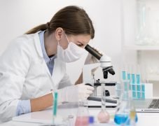researcher-female-lab (1)